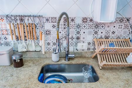 Casa à venda com 72m², 3 quartos e 1 vaga Casa à venda com 72m², 3 quartos e 1 vagaCozinha
