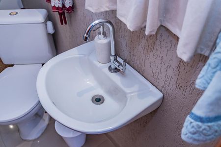Casa à venda com 72m², 3 quartos e 1 vaga Casa à venda com 72m², 3 quartos e 1 vagaLavabo