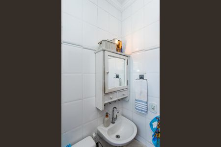 Casa à venda com 72m², 3 quartos e 1 vaga Casa à venda com 72m², 3 quartos e 1 vagaBanheiro
