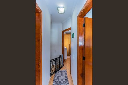 Casa à venda com 72m², 3 quartos e 1 vaga Casa à venda com 72m², 3 quartos e 1 vagaCorredor