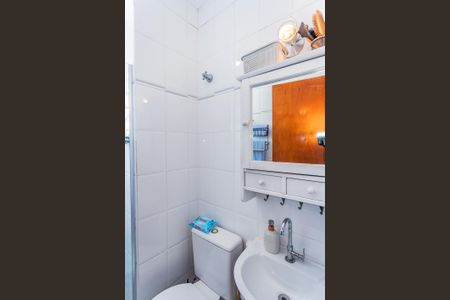 Casa à venda com 72m², 3 quartos e 1 vaga Casa à venda com 72m², 3 quartos e 1 vagaBanheiro