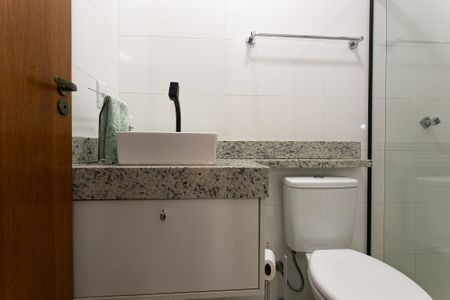 Casa à venda com 130m², 3 quartos e 4 vagas Casa à venda com 130m², 3 quartos e 4 vagasBanheiro da Suíte 3
