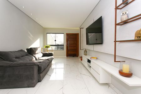 Casa à venda com 130m², 3 quartos e 4 vagas Casa à venda com 130m², 3 quartos e 4 vagasSala