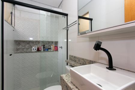 Casa à venda com 130m², 3 quartos e 4 vagas Casa à venda com 130m², 3 quartos e 4 vagasBanheiro da Suíte 2