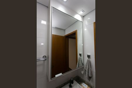 Casa à venda com 130m², 3 quartos e 4 vagas Casa à venda com 130m², 3 quartos e 4 vagasBanheiro da Suíte 2