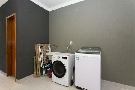 Área de Serviço de casa à venda com 3 quartos, 130m² em Vila Carrão, São Paulo