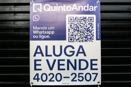 Casa à venda com 130m², 3 quartos e 4 vagas Casa à venda com 130m², 3 quartos e 4 vagasplaca WVMY-430