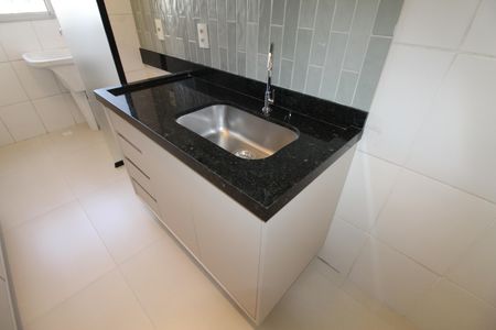 Cozinha de apartamento para alugar com 2 quartos, 58m² em Vila Rossi, São José dos Campos