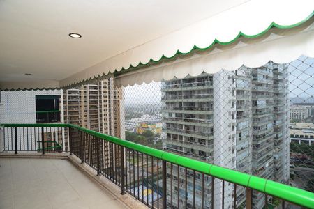 Varanda de apartamento para alugar com 1 quarto, 84m² em Barra da Tijuca, Rio de Janeiro