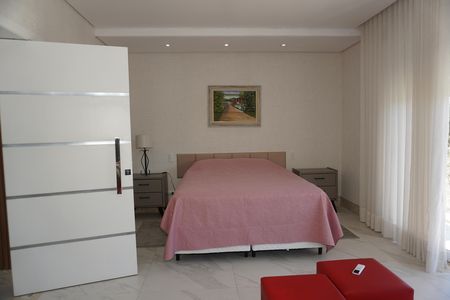 Suíte 2 de casa para alugar com 6 quartos, 600m² em Jardim Indaia, Embu das Artes