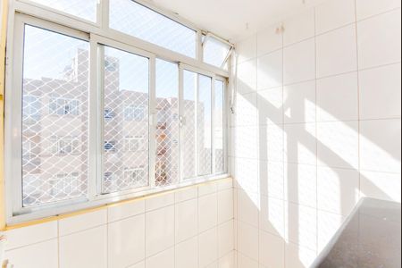 Área de Serviço de apartamento para alugar com 2 quartos, 50m² em Jardim Iporanga, Guarulhos