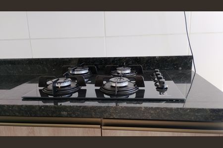 Cozinha de apartamento para alugar com 2 quartos, 49m² em Jardim Saude, Suzano