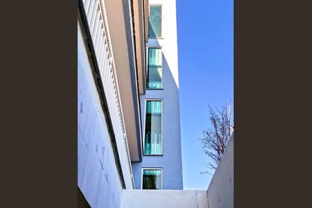 Apartamento à venda com 47m², 2 quartos e 1 vaga Apartamento à venda com 47m², 2 quartos e 1 vagaVista do Elevador