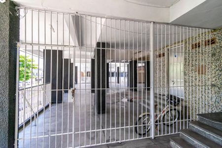 Área comum - Salão de festas de apartamento para alugar com 2 quartos, 60m² em Olaria, Rio de Janeiro