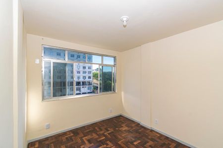 Quarto 2 de apartamento para alugar com 2 quartos, 60m² em Olaria, Rio de Janeiro