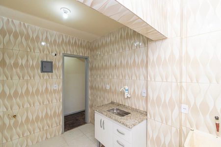 Cozinha de apartamento para alugar com 2 quartos, 60m² em Olaria, Rio de Janeiro