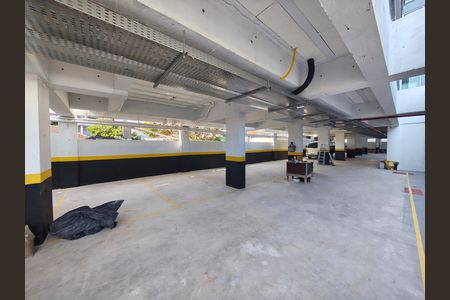 Apartamento à venda com 35m², 2 quartos e sem vaga Apartamento à venda com 35m², 2 quartos e sem vagaÁrea comum - Estacionamento