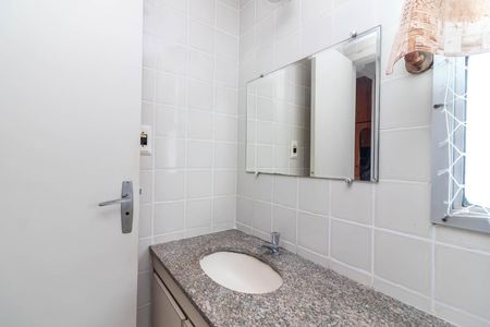 Apartamento à venda com 69m², 3 quartos e 1 vaga Apartamento à venda com 69m², 3 quartos e 1 vagaBanheiro da Suíte