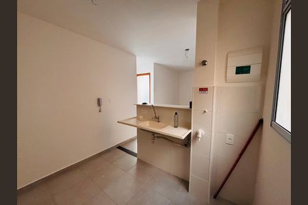 Cozinha de apartamento à venda com 2 quartos, 49m² em Chácara Estela, Barueri