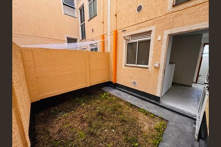 Quintal de apartamento à venda com 2 quartos, 49m² em Chácara Estela, Barueri