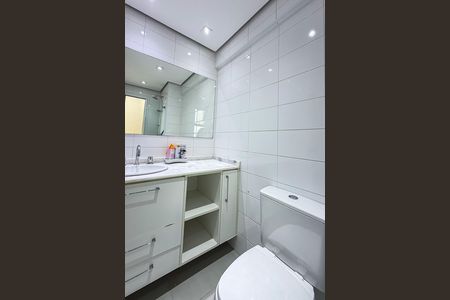 Apartamento à venda com 129m², 3 quartos e 2 vagasBanheiro da Suíte
