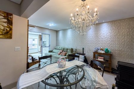 Sala de apartamento à venda com 3 quartos, 129m² em Vila Bertioga, São Paulo