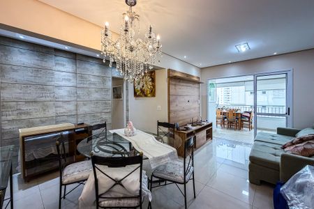 Sala de apartamento à venda com 3 quartos, 129m² em Vila Bertioga, São Paulo