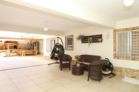 Garagem de casa à venda com 3 quartos, 224m² em Vila Brasil, São Paulo