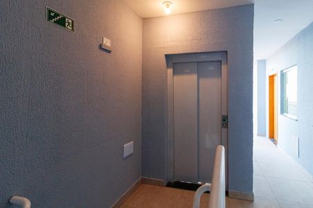 Apartamento à venda com 35m², 2 quartos e sem vaga Apartamento à venda com 35m², 2 quartos e sem vagaÁrea comum