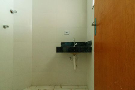 Apartamento à venda com 35m², 2 quartos e sem vaga Apartamento à venda com 35m², 2 quartos e sem vagaBanheiro