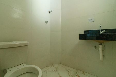 Apartamento à venda com 35m², 2 quartos e sem vaga Apartamento à venda com 35m², 2 quartos e sem vagaBanheiro