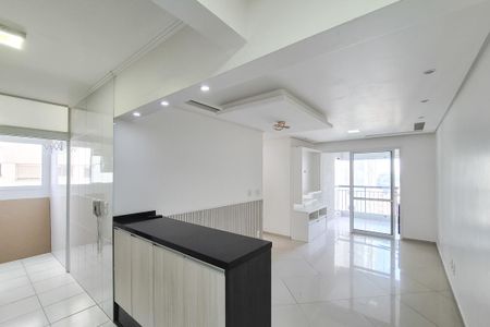 Apartamento para alugar com 65m², 3 quartos e 1 vaga Apartamento para alugar com 65m², 3 quartos e 1 vagaSala
