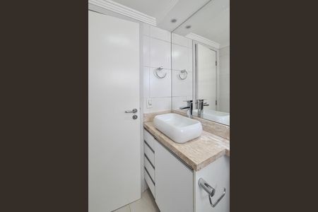 Apartamento para alugar com 65m², 3 quartos e 1 vaga Apartamento para alugar com 65m², 3 quartos e 1 vagaBanheiro Social