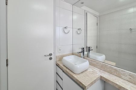 Apartamento para alugar com 65m², 3 quartos e 1 vaga Apartamento para alugar com 65m², 3 quartos e 1 vagaBanheiro Social