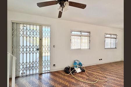 Casa à venda com 4 quartos, 130m² em Parque Sao Luis, São Paulo
