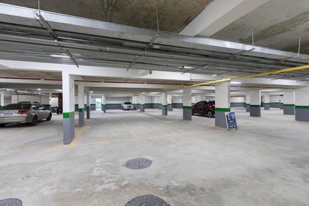 Garagem de apartamento para alugar com 2 quartos, 42m² em Santo Amaro, São Paulo