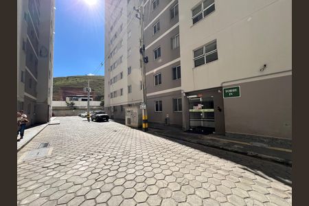 Apartamento para alugar com 59m², 2 quartos e 1 vaga Apartamento para alugar com 59m², 2 quartos e 1 vagaEntrada da Torre / Estacionamento