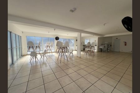 Apartamento para alugar com 59m², 2 quartos e 1 vaga Apartamento para alugar com 59m², 2 quartos e 1 vagaÁrea comum - Salão de festas