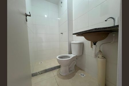 Apartamento para alugar com 59m², 2 quartos e 1 vaga Apartamento para alugar com 59m², 2 quartos e 1 vagaBanheiro