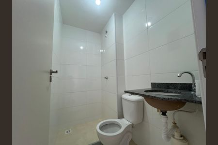 Banheiro de apartamento para alugar com 2 quartos, 59m² em Aeroporto, Juiz de Fora