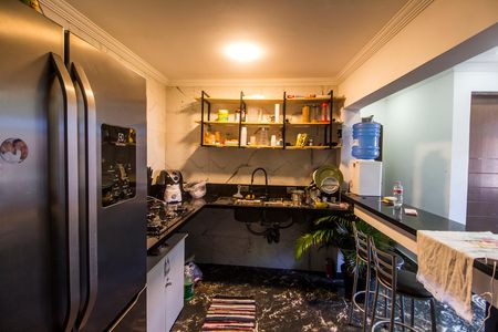 Casa para alugar com 121m², 2 quartos e 2 vagasCozinha