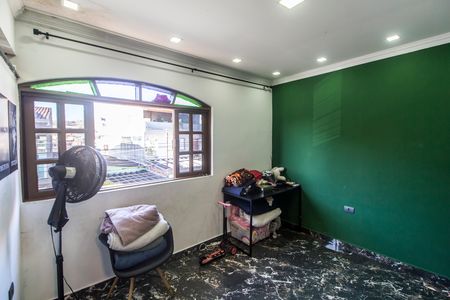 Casa para alugar com 121m², 2 quartos e 2 vagasSala 