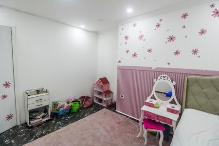 Casa para alugar com 121m², 2 quartos e 2 vagasQuarto 2