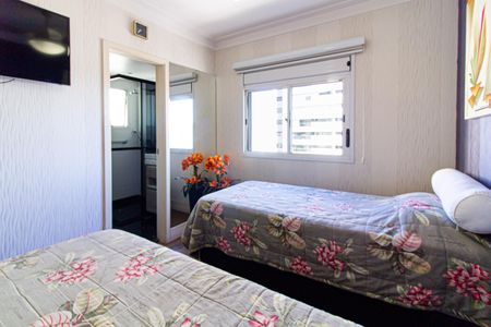 Apartamento para alugar com 151m², 4 quartos e 3 vagas Apartamento para alugar com 151m², 4 quartos e 3 vagasSuíte 2