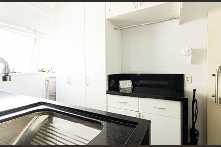 Apartamento para alugar com 151m², 4 quartos e 3 vagas Apartamento para alugar com 151m², 4 quartos e 3 vagasÁrea de Serviço