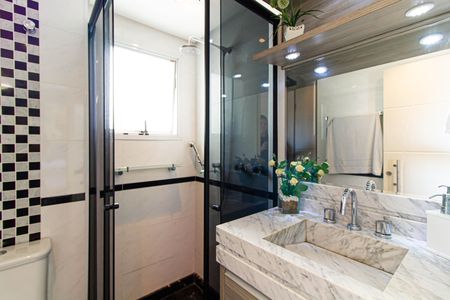 Apartamento para alugar com 151m², 4 quartos e 3 vagas Apartamento para alugar com 151m², 4 quartos e 3 vagasBanheiro da Suíte 2