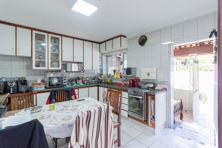 Cozinha de casa à venda com 4 quartos, 700m² em Vila Itaberaba, São Paulo