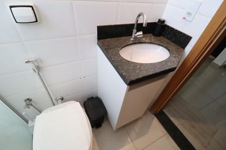 Apartamento para alugar com 58m², 2 quartos e 1 vagaBanheiro Social