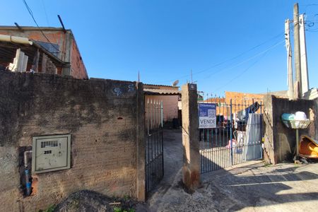 Fachada de casa à venda com 3 quartos, 138m² em Tres Marias, Campinas