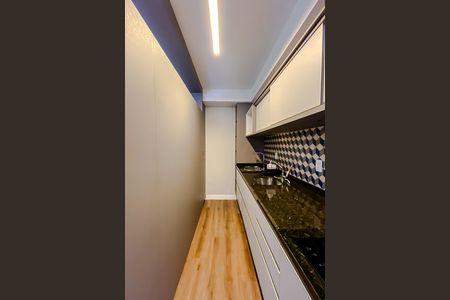 Cozinha de apartamento para alugar com 1 quarto, 41m² em Pompeia, São Paulo